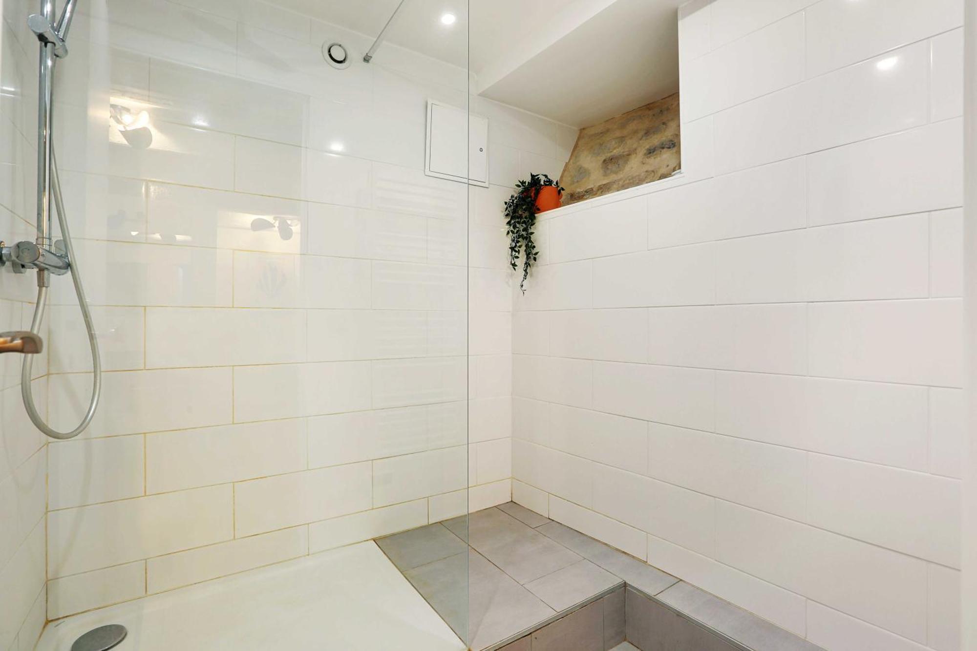 Spacious Apartment - 4Br-10P Montmartre ปารีส ภายนอก รูปภาพ