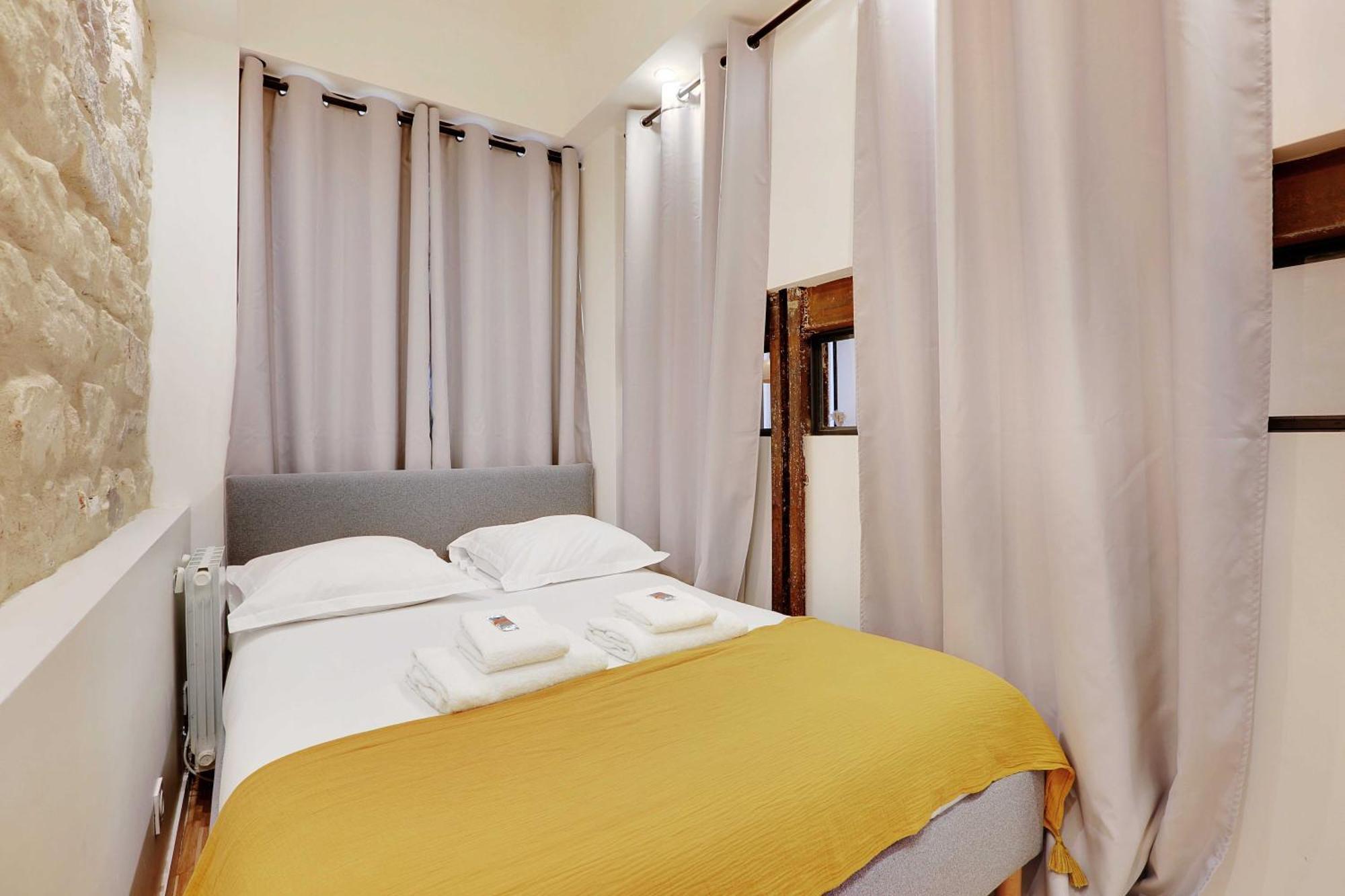 Spacious Apartment - 4Br-10P Montmartre ปารีส ภายนอก รูปภาพ